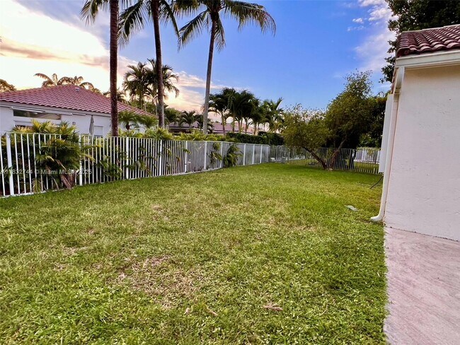 Building Photo - 4280 Ironwood Ct