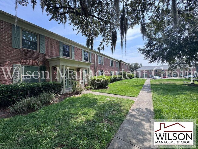 Building Photo - 525 Georgetown Dr