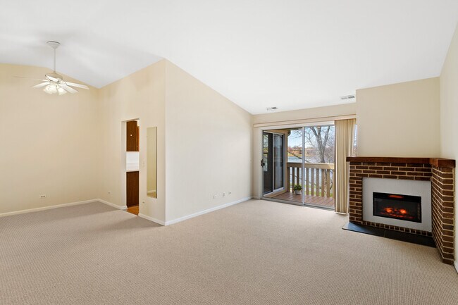 LIVING ROOM - 1282 N Streamwood Ln