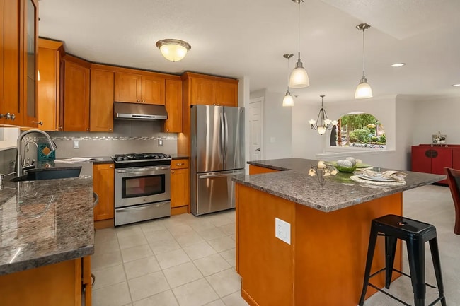 Building Photo - 12030 NE 144th St