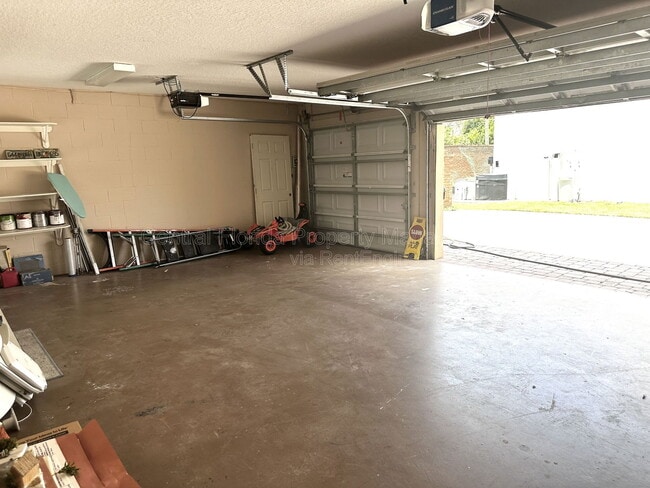 Building Photo - 5027 Keeneland Cir