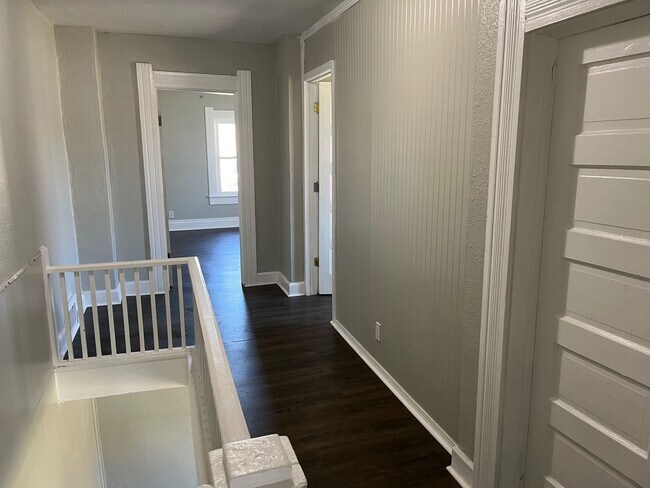 Building Photo - 2107/2105 central ave