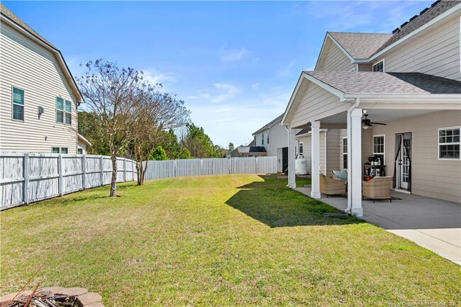Building Photo - 305 Century Dr