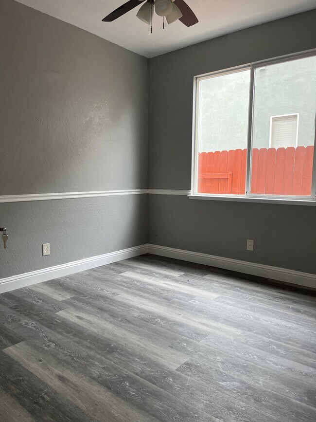 Building Photo - 2021 Nand Dr