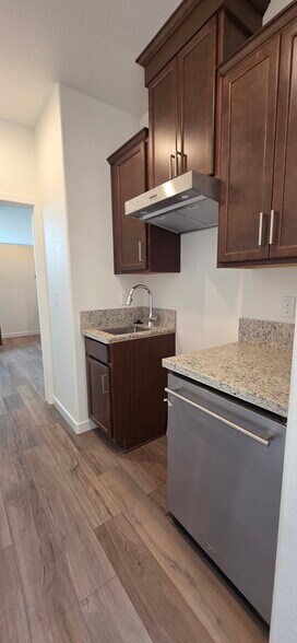 Building Photo - 722 Rosazzo Ln