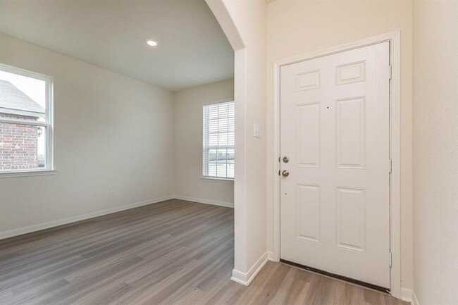 Building Photo - 25410 Glacier Lake Dr