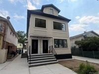 Building Photo - 164-16 75th Rd