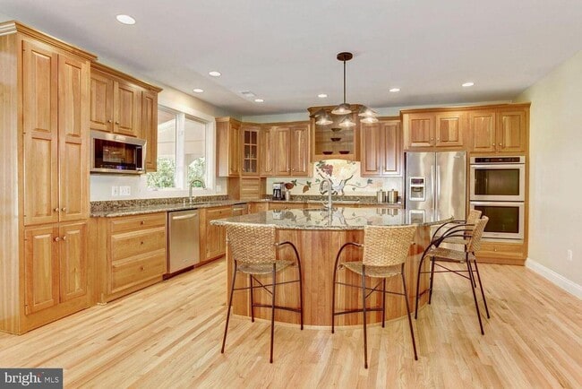 Building Photo - 9110 Sterling Montague Dr