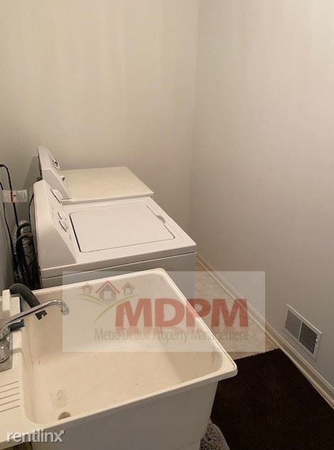 Building Photo - 2 br, 1.5 bath Condo - 8847 Hardwood Dr