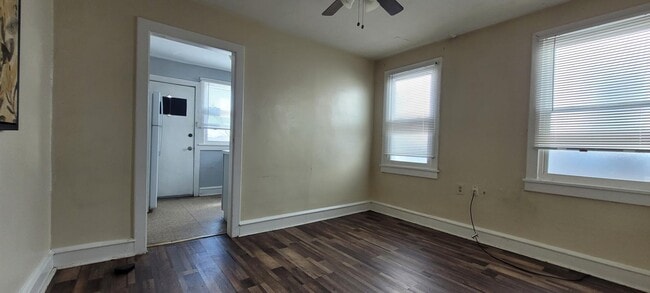 Building Photo - 302 Burmont Rd