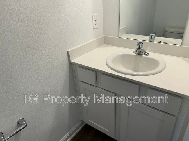 Building Photo - 9179 Stony Brk Rd