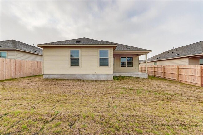 Building Photo - 5808 San Savino Dr