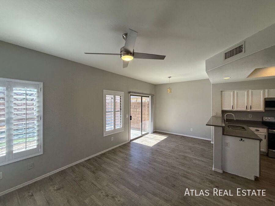 Building Photo - 2040 N 106th Ave