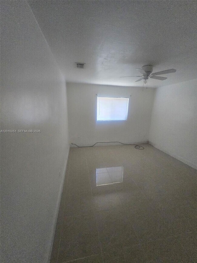 Building Photo - 1149 NW 76th St