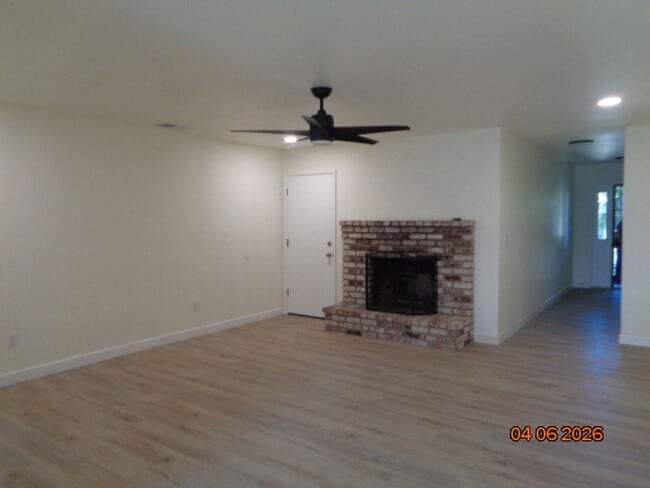 Building Photo - 600 Rialto Dr