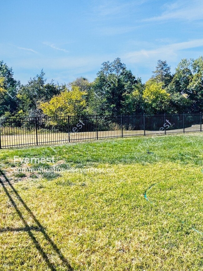 Building Photo - 2141 Sugar Mill Dr