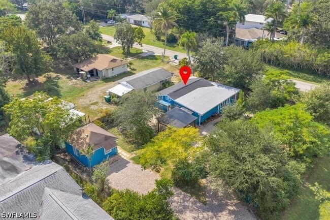Building Photo - 2750 Manorca Ave