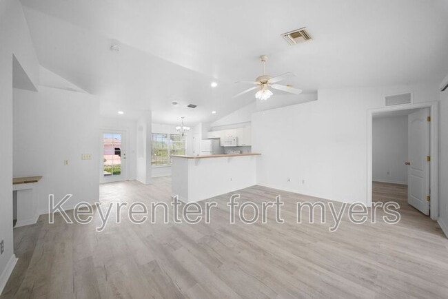 Building Photo - 3213 17th St SW