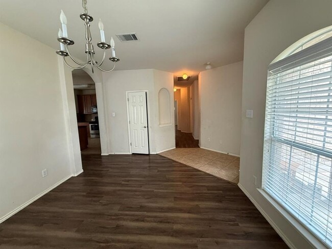 Building Photo - 1514 Kothman Dr
