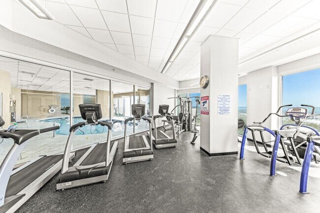 Building Photo - 455 E Beach Blvd