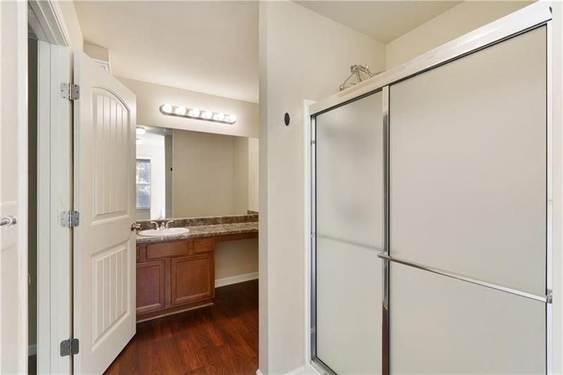 Building Photo - 302 Alcovy Way