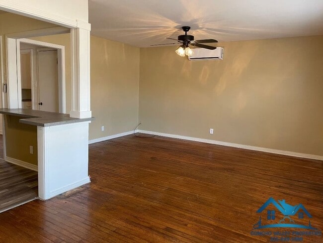 Building Photo - 2 Bedroom Home for Rent