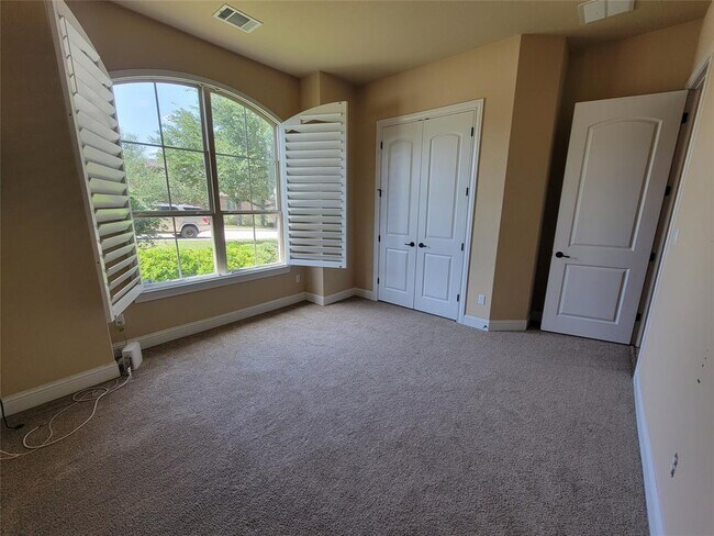 Building Photo - 16213 Maritime Alps Way