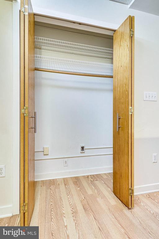 Building Photo - 1111 Arlington Blvd