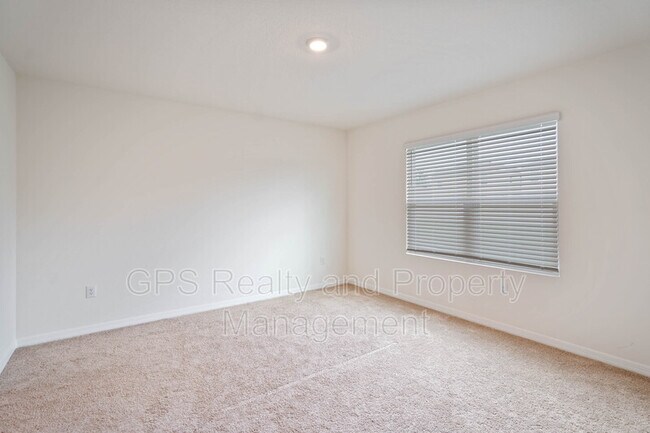 Building Photo - 739 Chinoy Rd