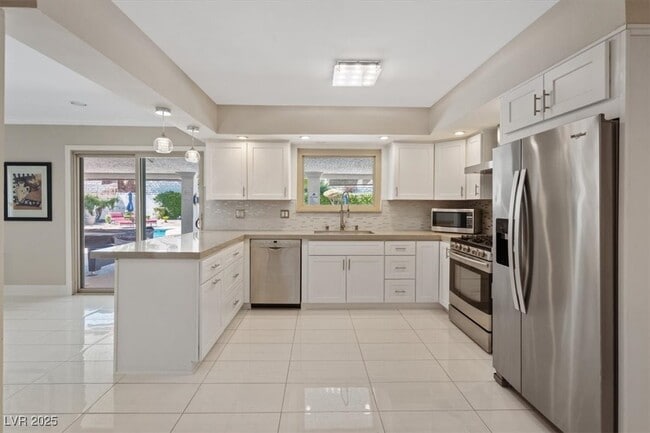 Building Photo - 2100 Westlund Dr