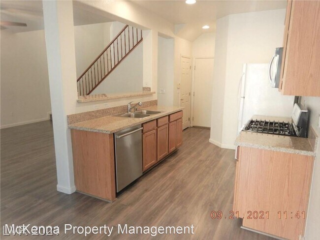 Building Photo - 3 br, 2.5 bath House - 6344 Sun Briar Ct