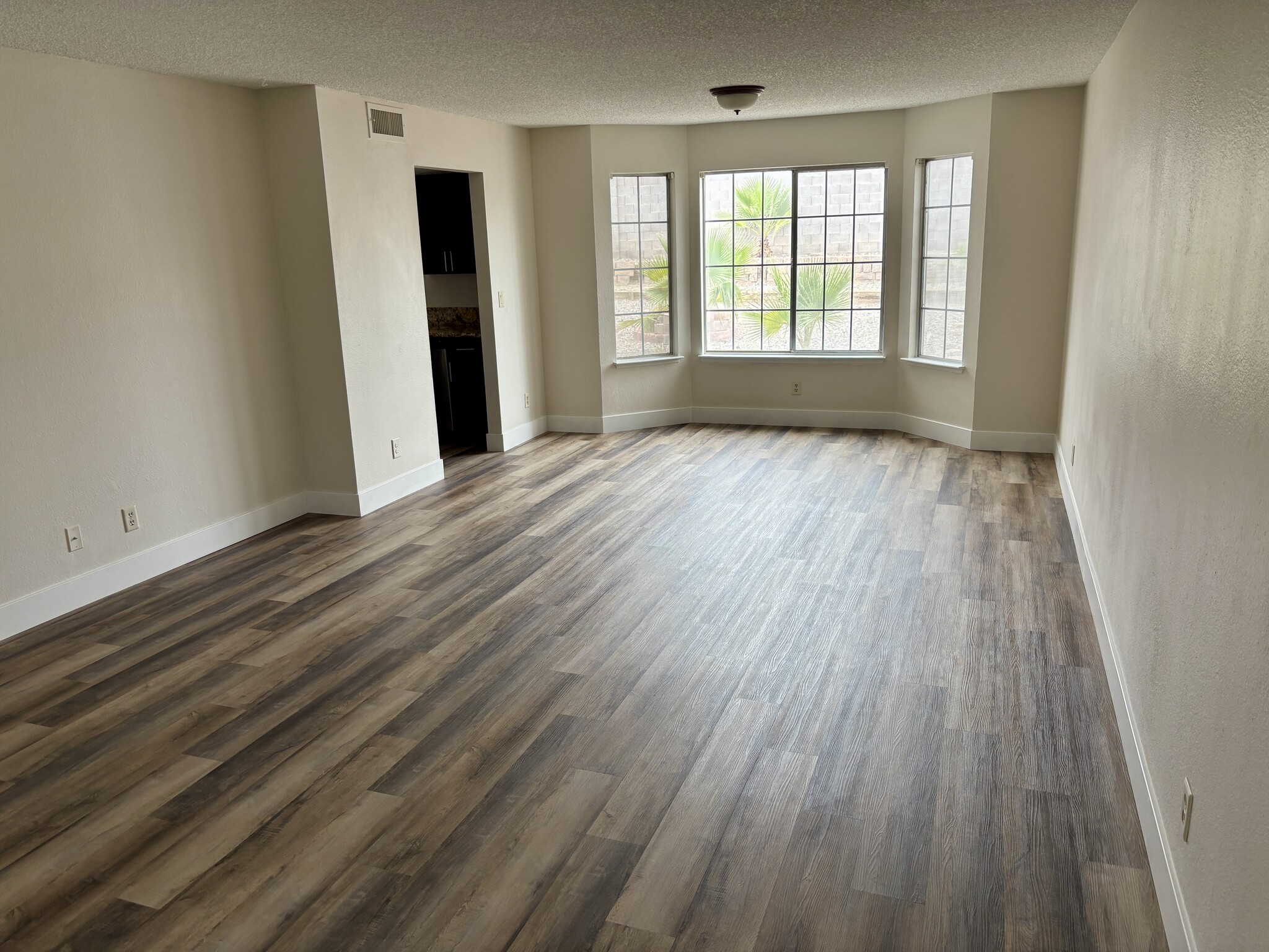 Building Photo - 1316 Wheatland Way