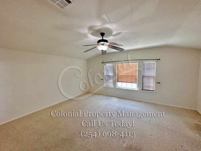 Building Photo - 4BD/3BA In Killeen TX