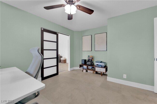 Building Photo - 343 John Henry Dr