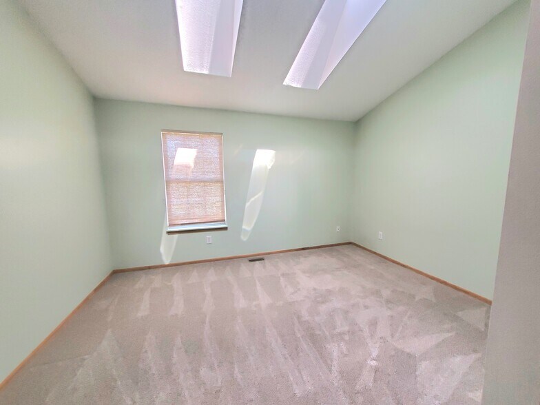 Building Photo - 1150 Milo Cir