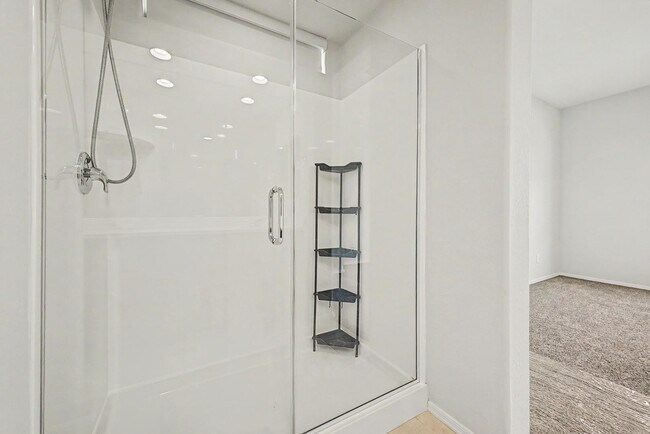 Building Photo - 7104 W Spur Dr