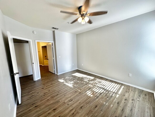 Building Photo - Lake Mary - 1 Bedroom, 1 Bathroom – $1,495.00