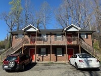 Building Photo - 2406 Markwood Ln SE