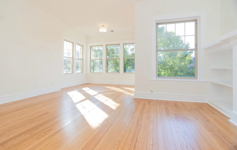 Building Photo - 6513 N Bosworth Ave