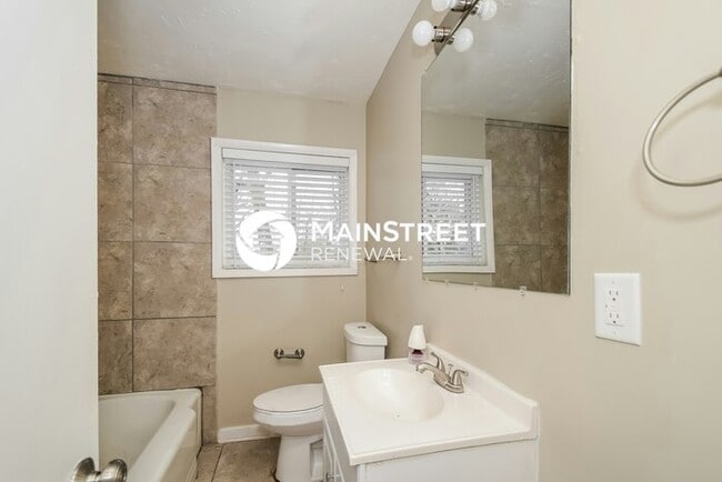 Building Photo - 3 Bedroom Pet-Friendly Home in Birmingham,...