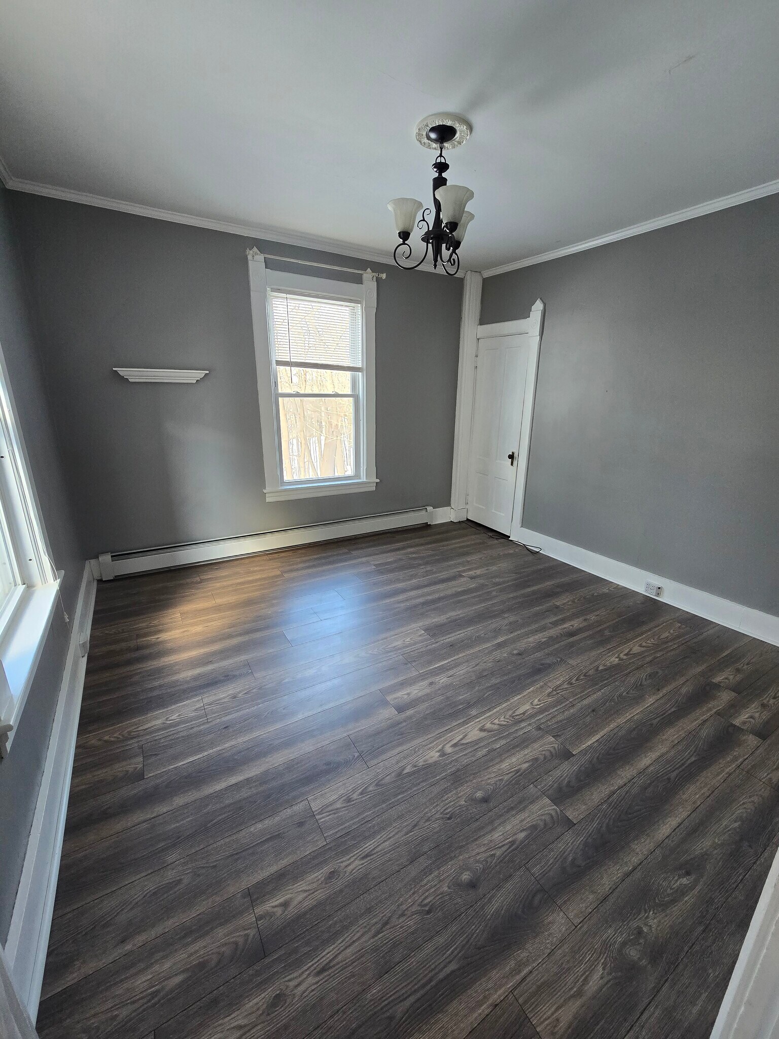 Secondary Bedroom - 154 Oak St