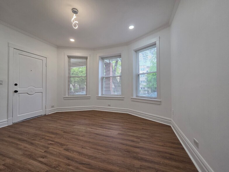 Building Photo - 5207 Galitz St