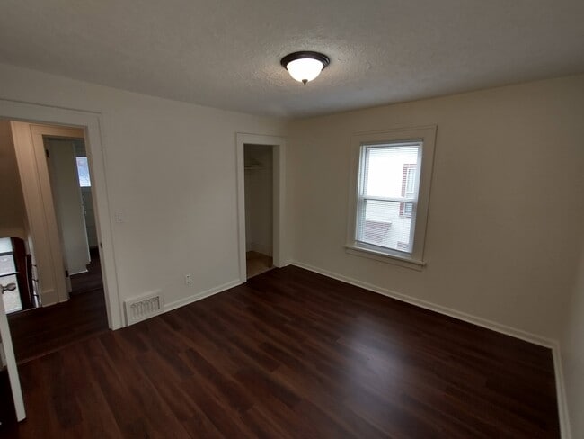 Building Photo - 130 S Grand Ave
