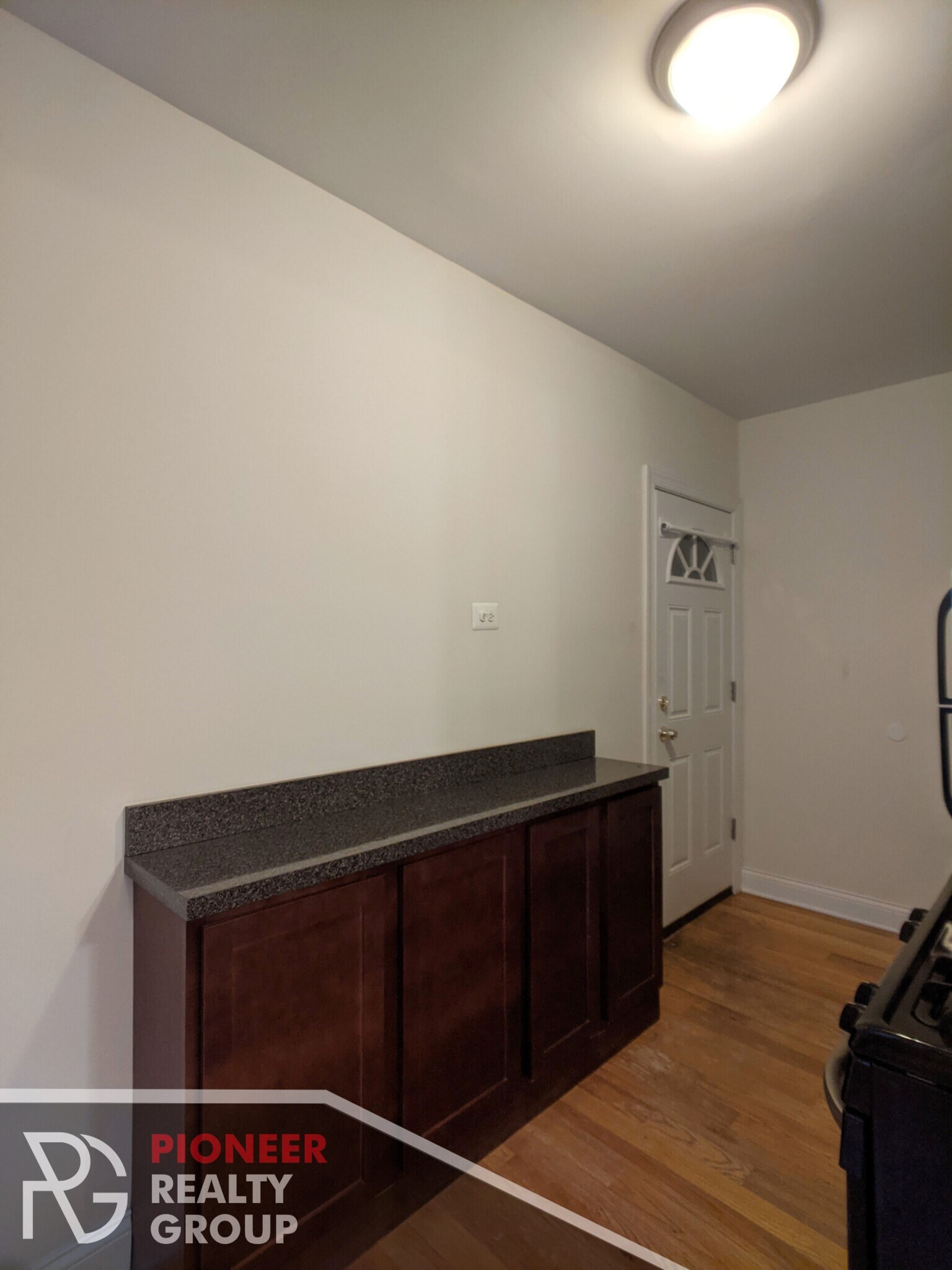 Building Photo - 2842 N Orchard St