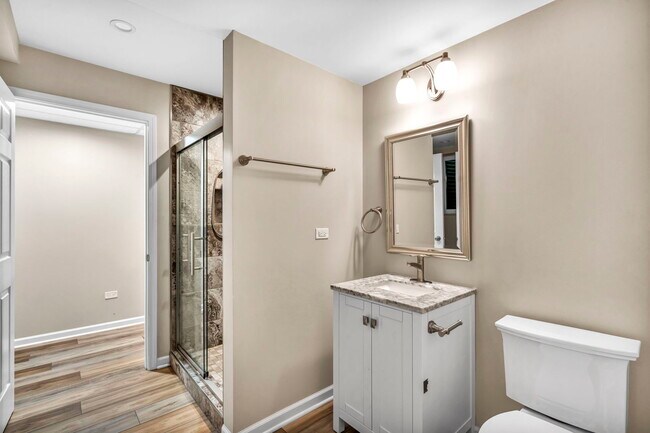 Building Photo - 2241 Avalon Ct S