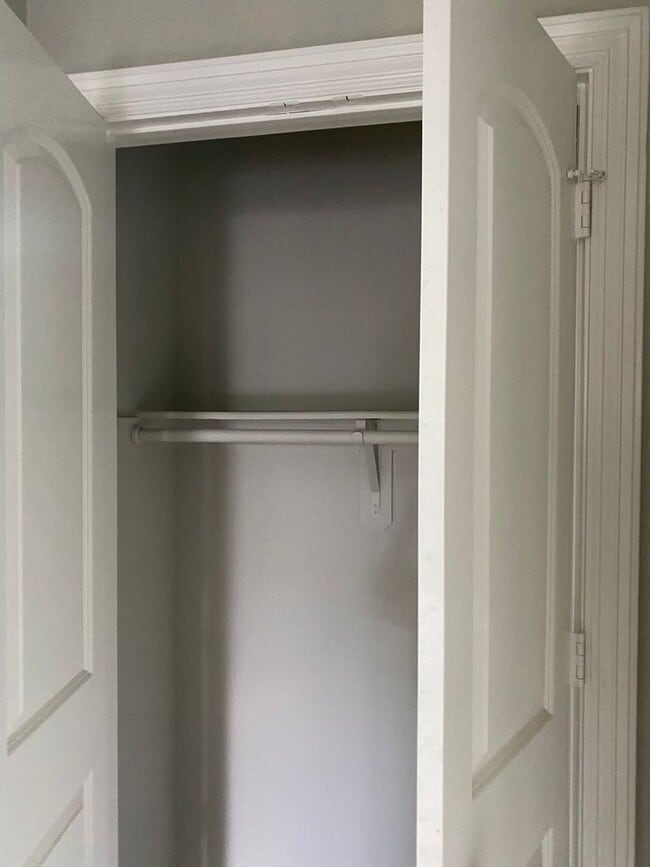 Building Photo - Charming 2 BR / 2 BA Beaumont home — updat...