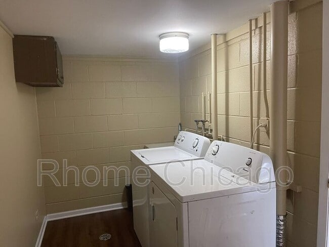 Building Photo - 236 Whidah Ct