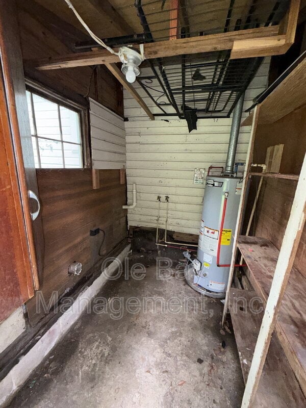 Building Photo - 454 Magnolia Rd