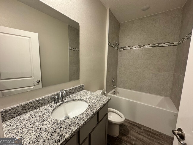 Building Photo - 104 Brookshire Grn Ct