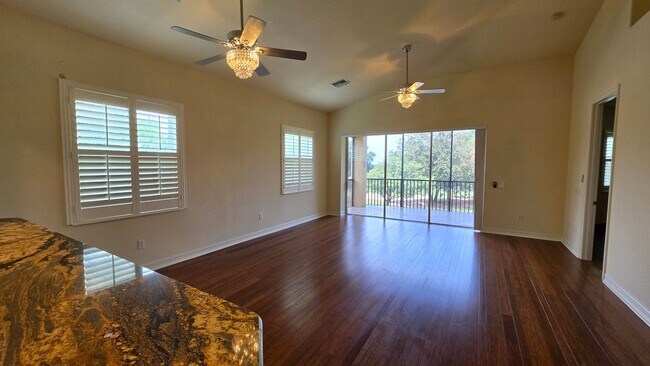 Building Photo - 33 Camino Real Blvd